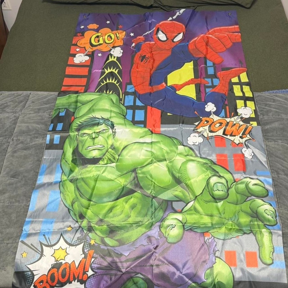 Marvel Spider-Man & Hulk Flag